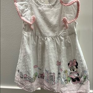 Minnie Mouse in Paris dress